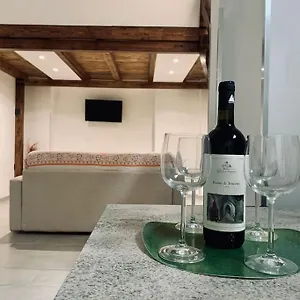 nuovo-appartamento-signoria-firenze-careggi.it-tuscanyhotel.com/